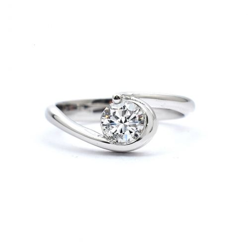 White gold engagement ring with diamond 0.52 ct