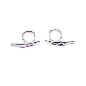 White gold engagement earring with diamond 0.21 ct