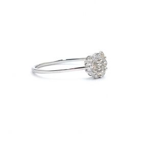 White gold engagement ring with diamond 0.40 ct