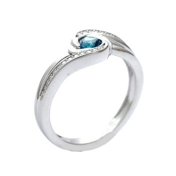 Inel din aur alb cu diamante 0.13 ct și topaz albastru 0.27 ct