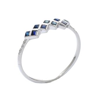 White gold ring with diamonds 0.05 ct and sapphyre 0.29 ct